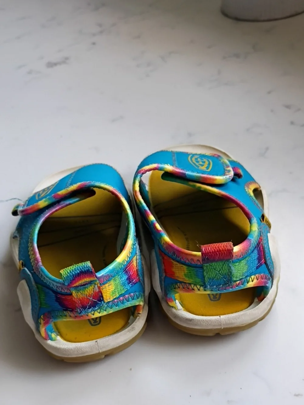 KEEN Kids Blue & Yellow Rainbow-Trim Sandals